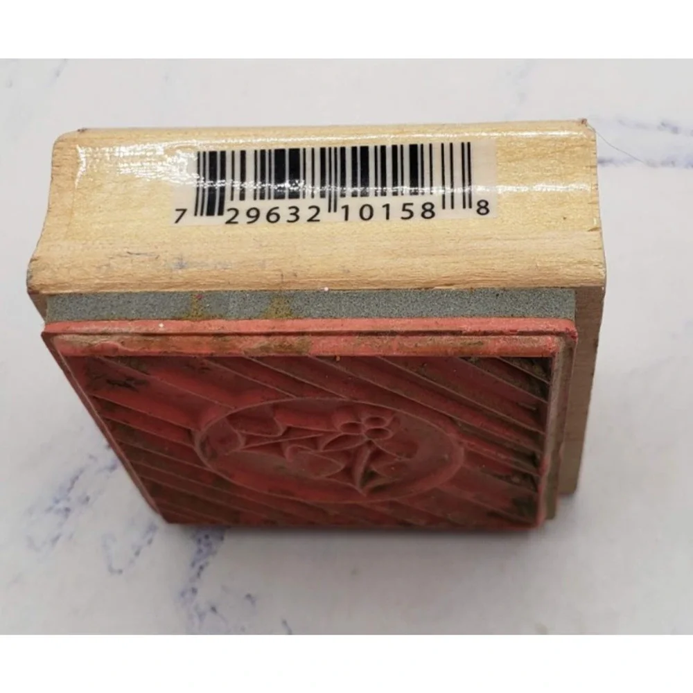 Studio G Katie & Co Holly Berry Christmas Wrap Wood Mounted Rubber stamp